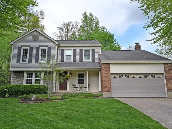 8948 Creekwood Dr, Maineville, OH 45039