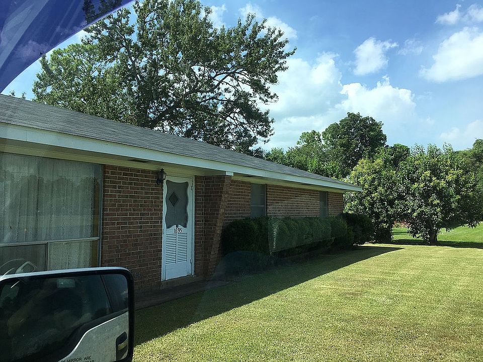 1st image of 1695 Horseshoe Dr