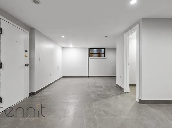 119 Linden Street image 13 of 18