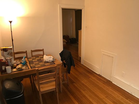 4520-spruce-st-1f-7