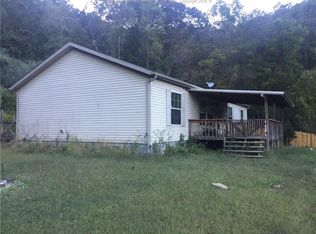 4845 Prices Creek Rd, Huntington, WV 25701