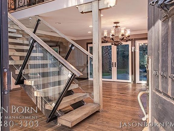 3rd image of 1309 Breckford Ct