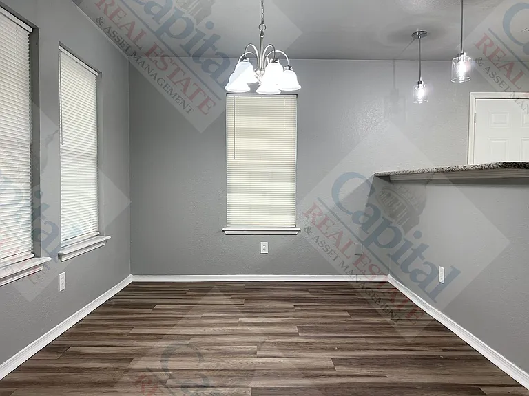 1520 Patricia Dr — Photo 7