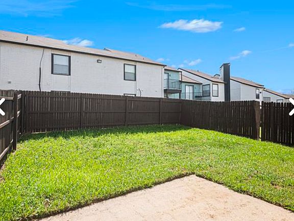 2nd image of 4016 Cottage Park Ct Unit 4016