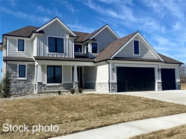 5151 NW 47th St, Riverside, MO 64150