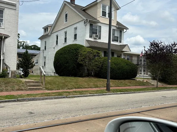 419 E State St APT 1, Media, PA 19063