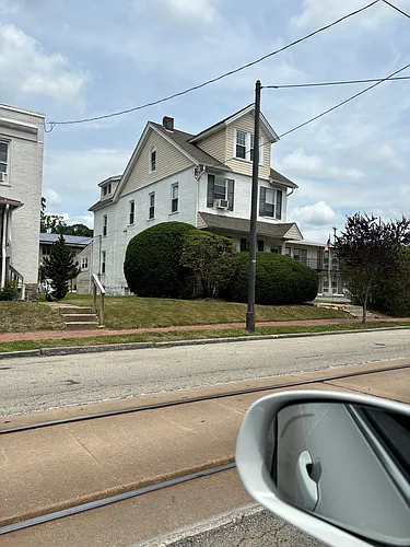 419 E State St #1 Photo 1