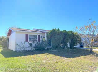 8512 Fox Hollow Dr, Port Richey, FL 34668