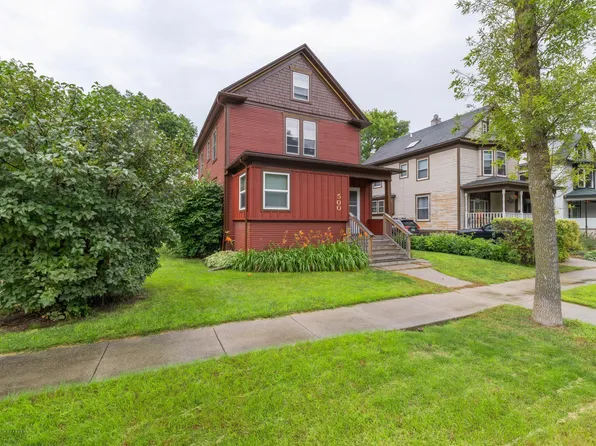 500 14th St S, Fargo, ND 58103