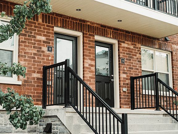 5th image of 464 Frontenac St #16