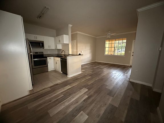 5th image of 2532 Robert Trent Jones Dr APT 1513