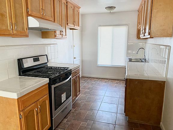 5th image of 3600 W 60th St #2