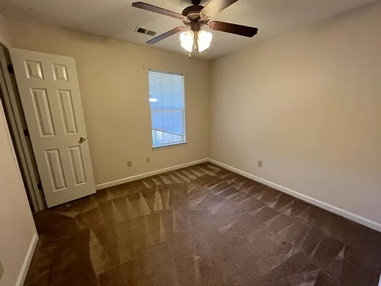 7454 Perrin Ln — Photo 3