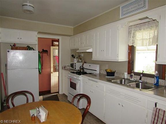 2nd image of 7754 Ann Arbor Dr