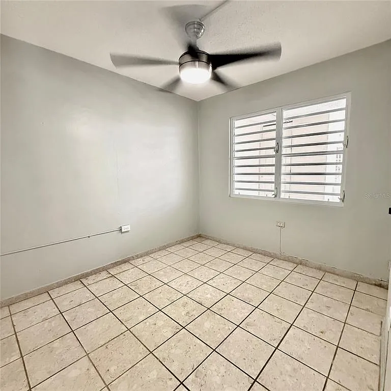4 bed, 2.0 bath, 1300 sqft, $1,500 — Photo 4