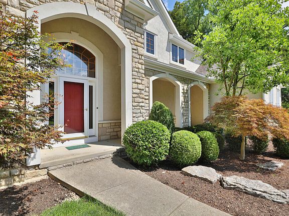 3rd image of 6008 Heritage Lakes Dr