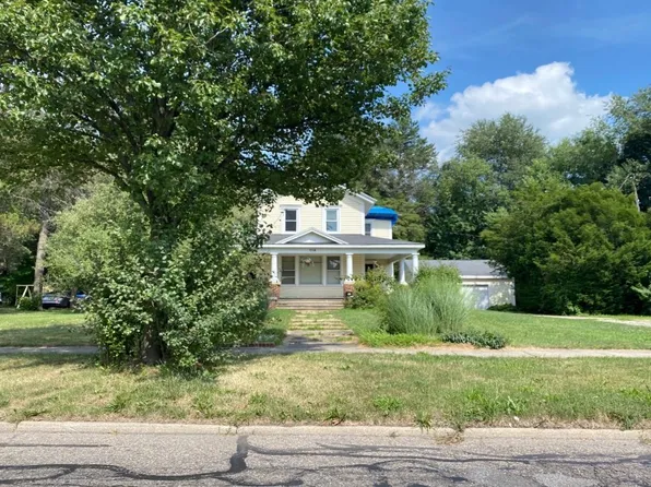 114 S Lakeview Ave, Sturgis, MI 49091