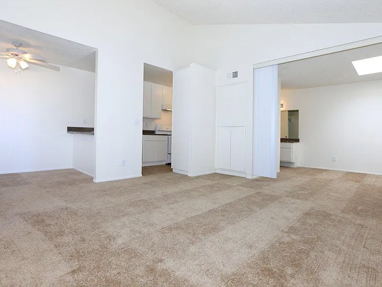 2944 Frontera St — Photo 30