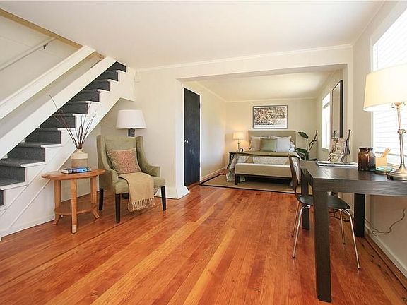 5th image of 79 Forest View Dr