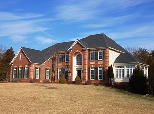 27356 Paddock Trail Pl, Chantilly, VA 20152