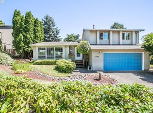 11962 SE Knee Ct, Happy Valley, OR