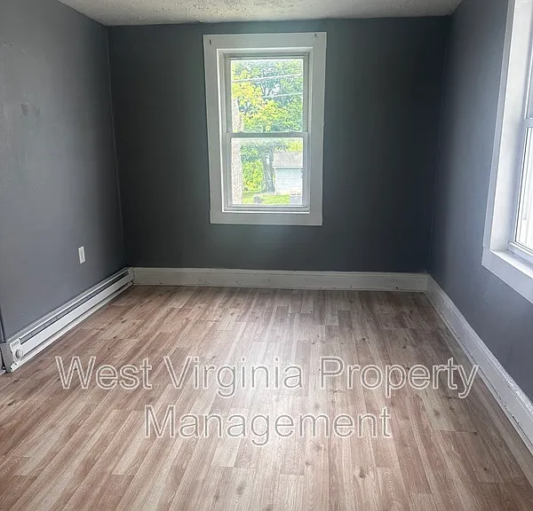304 N 3rd St #UPPER — Photo 5