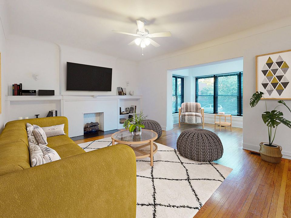 Dining/Living room