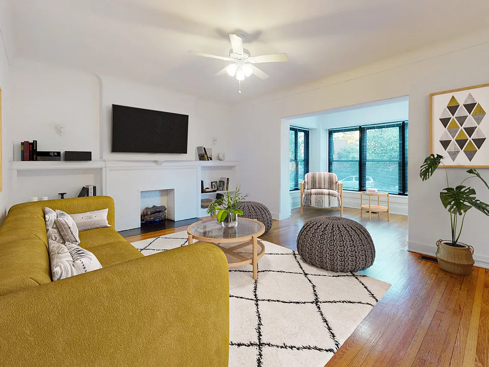 Dining/Living room