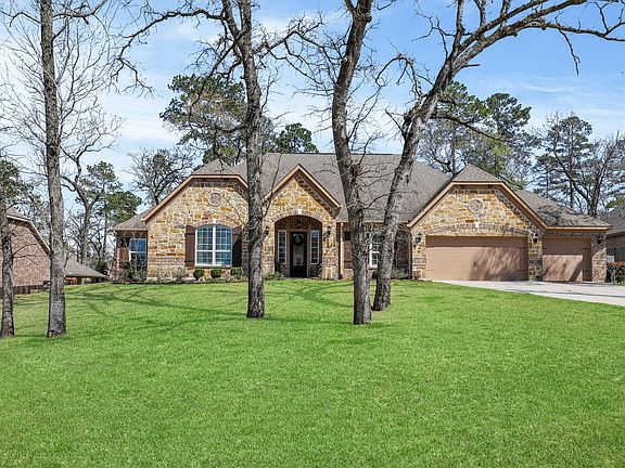 3rd image of 325 Council Oak Ct