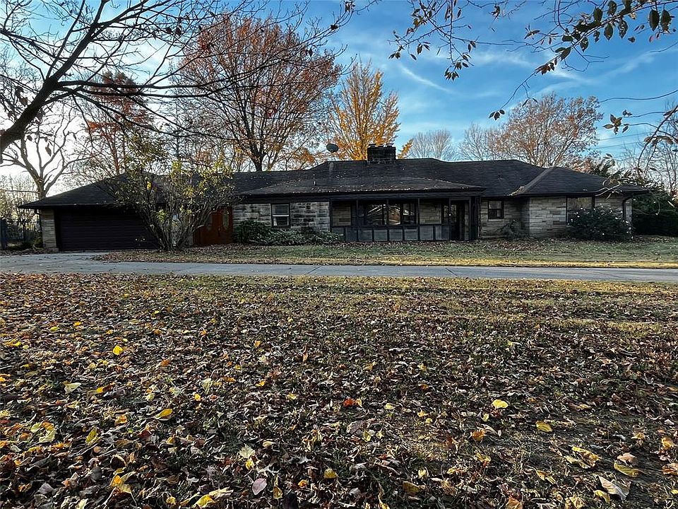 1st image of 407 Forest Park South Dr