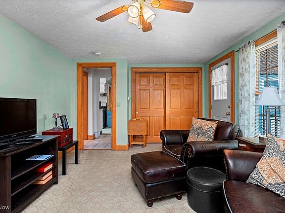 5th image of 251 Hamilton Ave