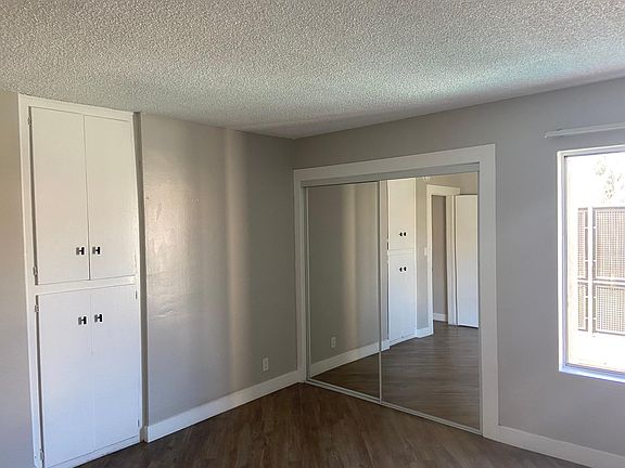 5th image of 6333 Lexington Ave APT 212
