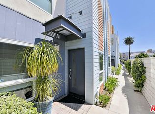 5634 Observation Ln, Los Angeles, CA 90028