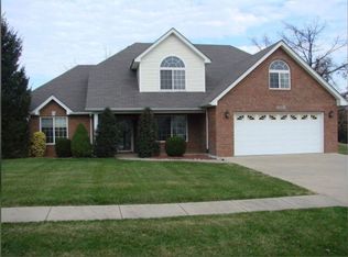 2525 Chatsworth Dr, Elizabethtown, KY 42701