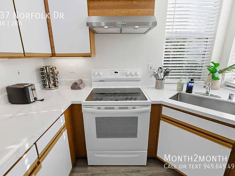 437 Norfolk Dr — Photo 32