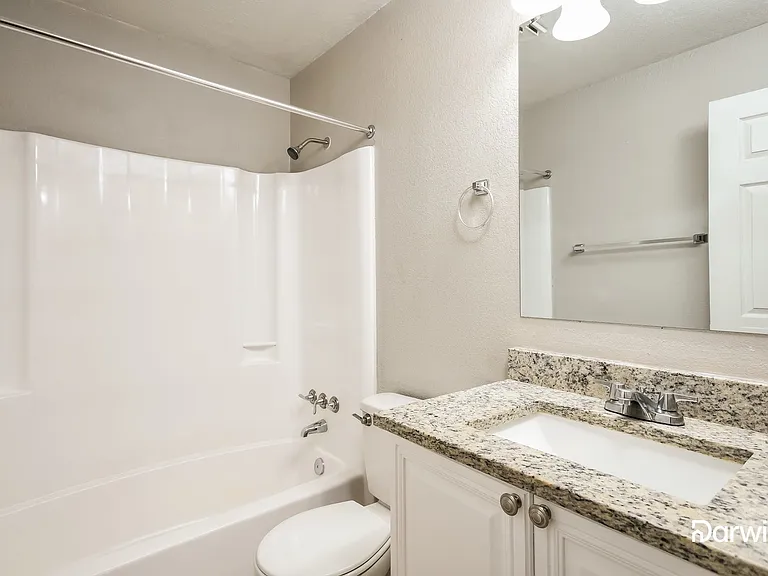 935 Whisper Lake Dr — Photo 14