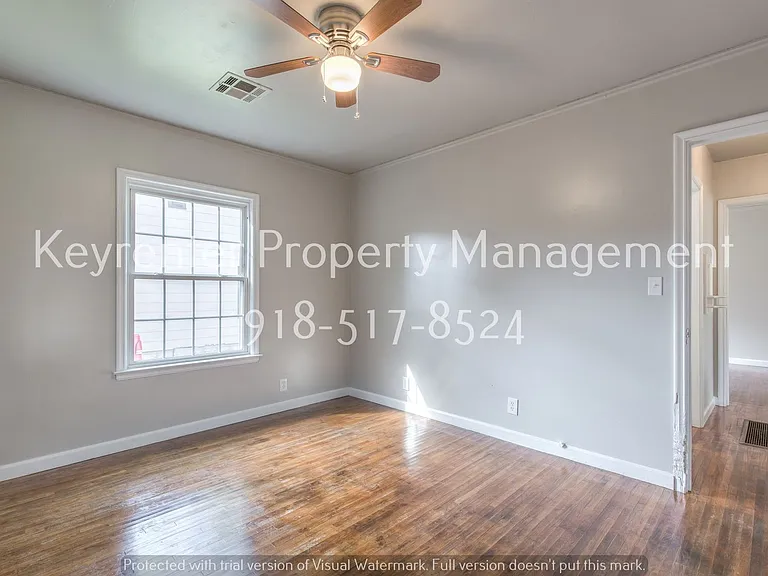 729 N Florence Pl — Photo 29