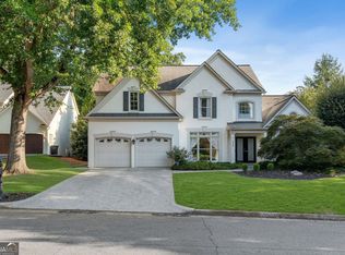 335 Craighead Dr, Sandy Springs, GA 30319