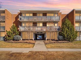 1616 W 8th Ave NW #222, Calgary, AB T2N 1C3