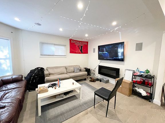 5th image of 21 Iroquois St #1L