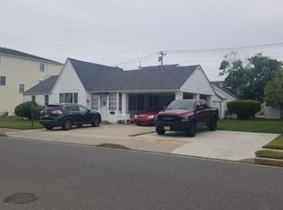 223 40th St S, Brigantine, NJ 08203