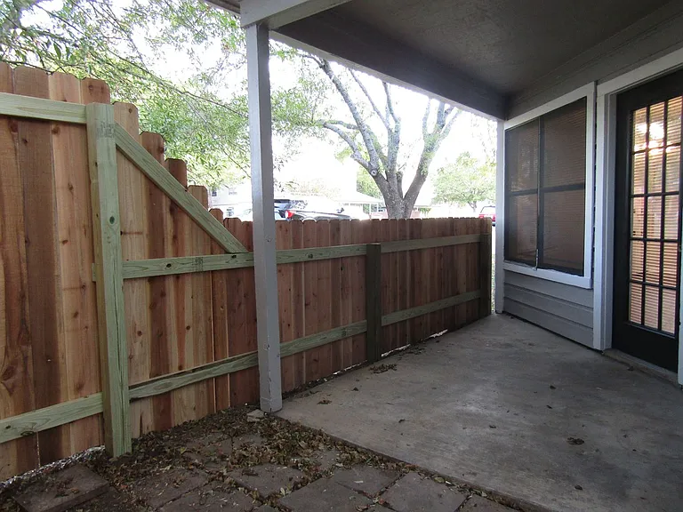 8909 Schick Rd — Photo 26