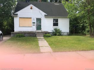 18721 Sawyer St, Detroit, MI 48228
