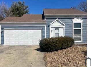 1221 Springdale Cir, Naperville, IL 60564