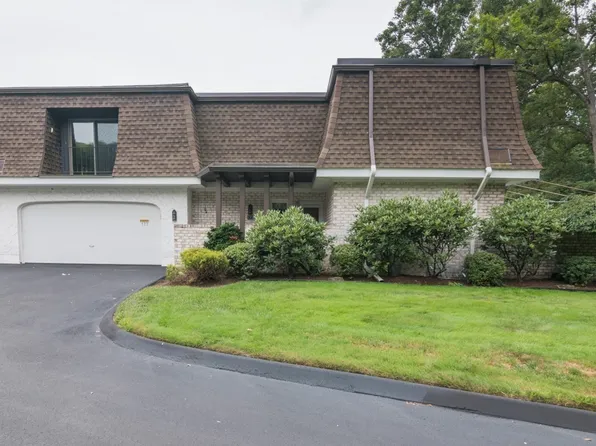 177 Porter Lake Dr Unit 177, Longmeadow, MA 01106