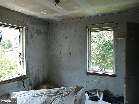 5th image of 3751 Saint Margaret St