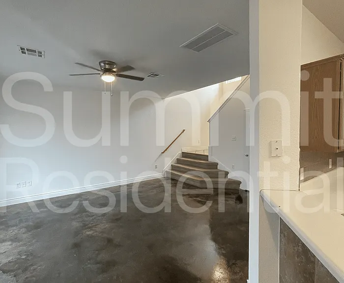 190 Prairie Springs Loop — Photo 3