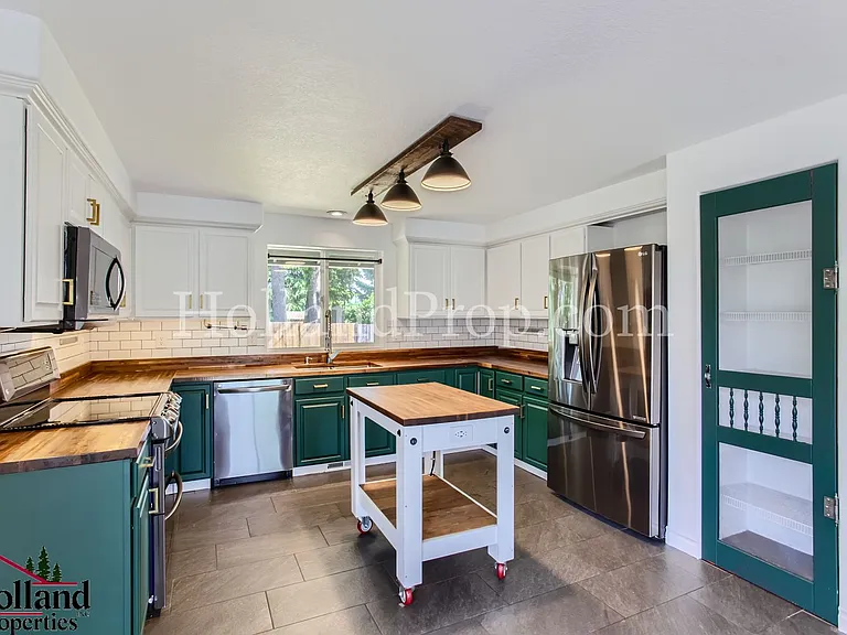10849 NW Glencoe Rd — Photo 10