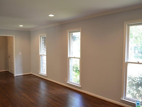 2nd image of 2213 Kenbridge Cir