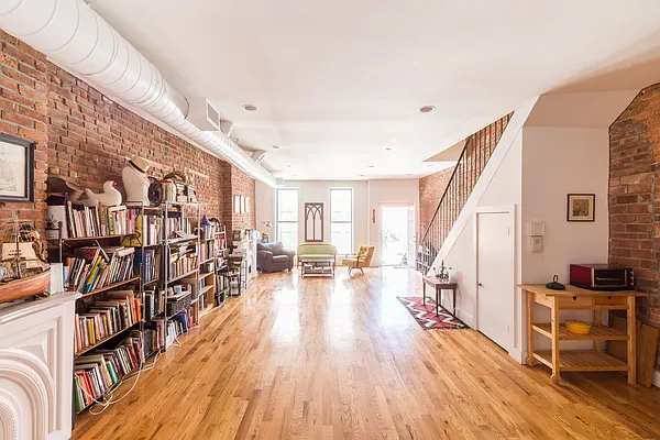 Sold by Compass | media 2
